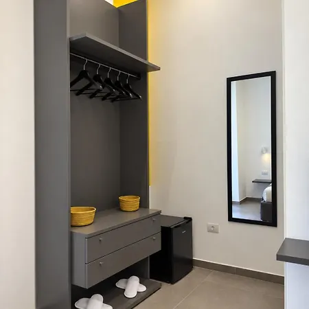 Legends Aparthotel Napels