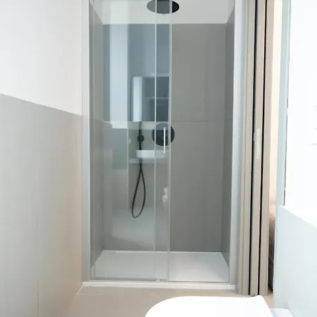 E....... By Dimorra Aparthotel Neapol